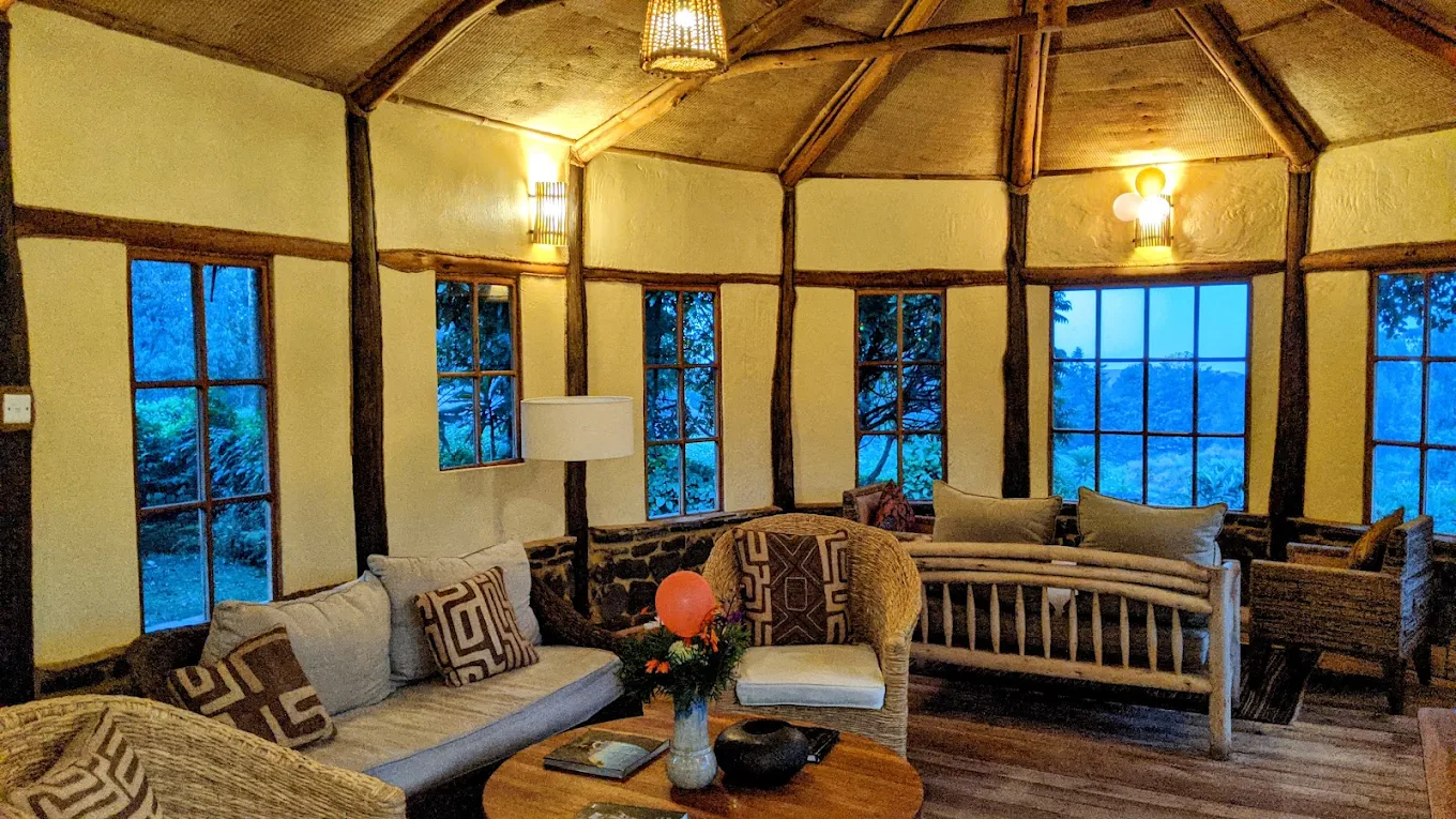Akagera National Park Luxury Lodges deliver one of the most exclusive and immersive safari accommodation experiences in Rwanda, combining Big Five wildlife encounters, breathtaking savannah landscapes, and world-class comfort within Rwanda’s only savannah national park, Akagera National Park.