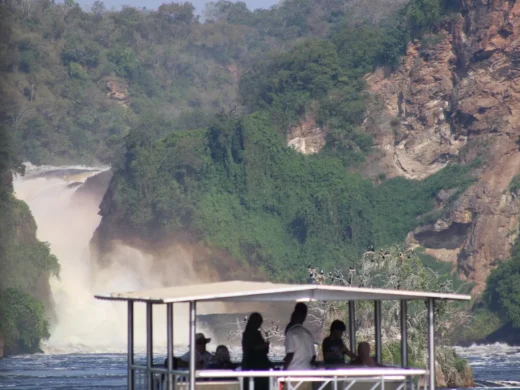 Boat to the bottom of the falls Boat to the bottom of the falls