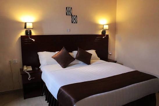 Dereva Hotel Akagera offers a comprehensive range of facilities designed to ensure guests enjoy a comfortable, relaxing, and convenient stay before or after their safari adventures.

