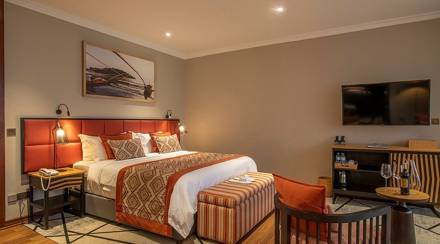 Cleo Lake Kivu Hotel Bedroom