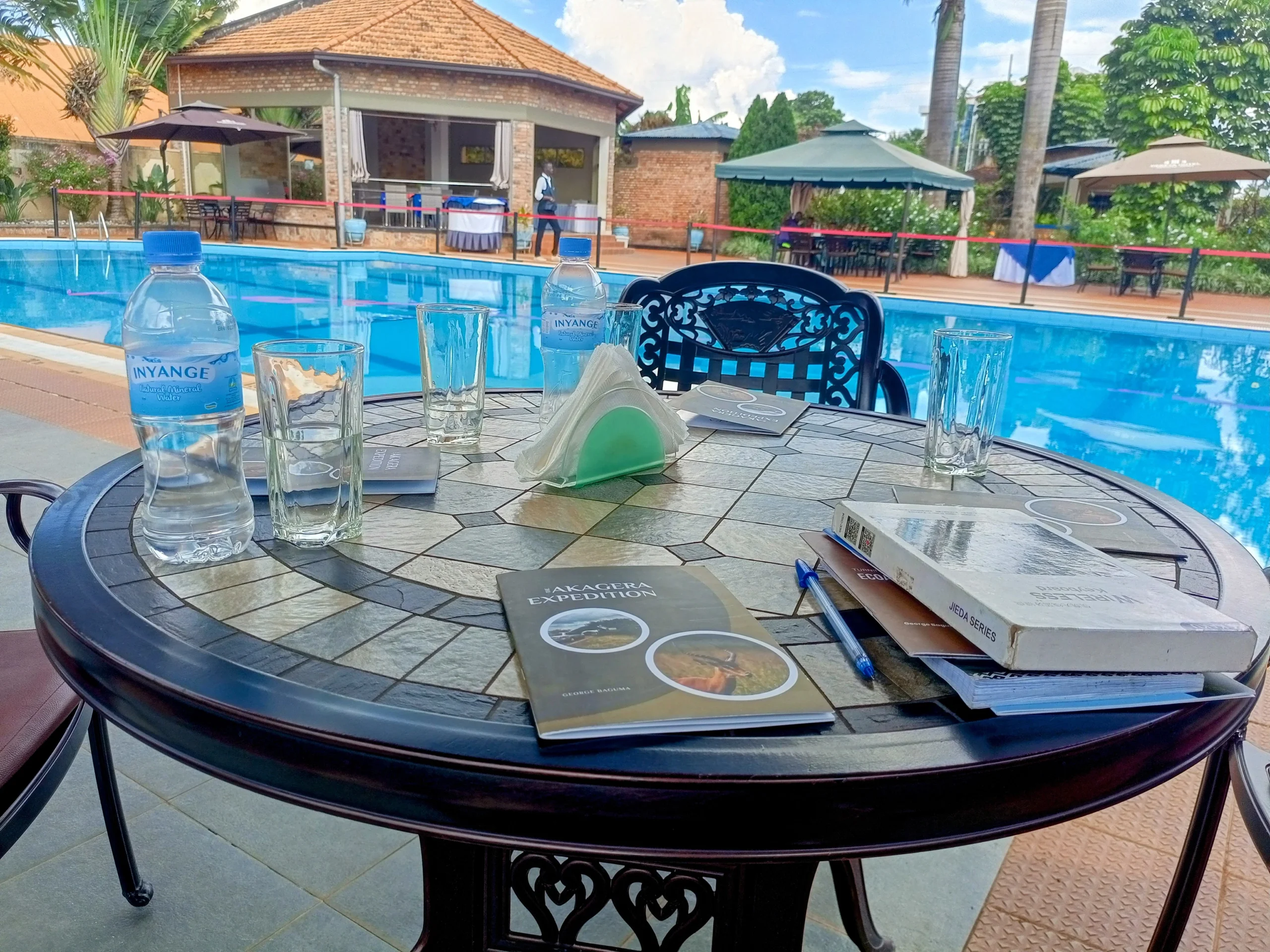 Dereva Hotel Akagera Poolside Reflections